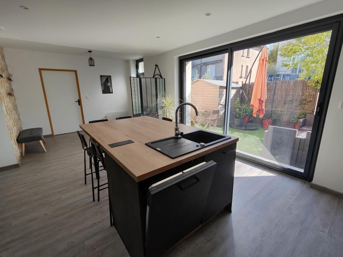 O Loft - 3 Chambres Avec 3 Salles De Bains - Parking - Climatisation Albi Luaran gambar