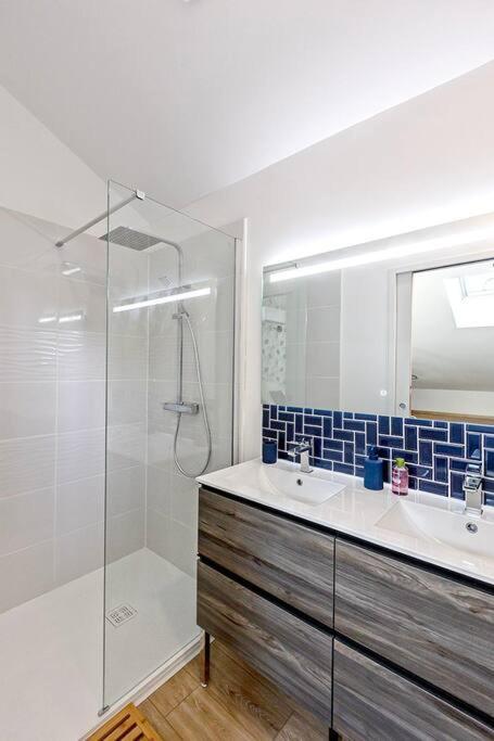 O Loft - 3 Chambres Avec 3 Salles De Bains - Parking - Climatisation Albi Luaran gambar